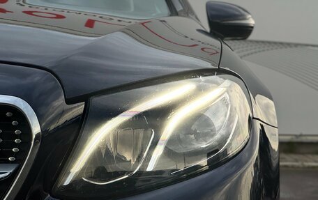 Mercedes-Benz E-Класс, 2017 год, 3 990 000 рублей, 4 фотография