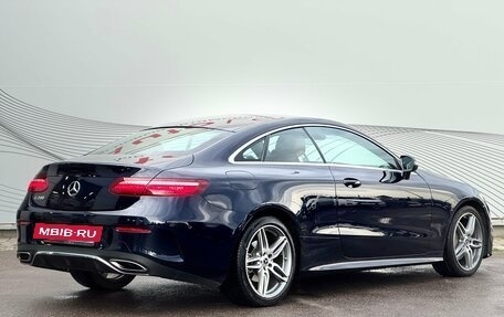 Mercedes-Benz E-Класс, 2017 год, 3 990 000 рублей, 9 фотография