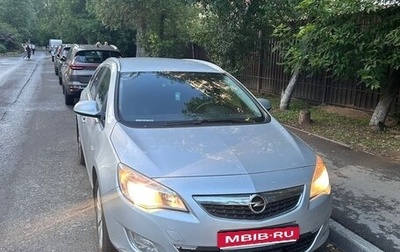 Opel Astra J, 2012 год, 780 000 рублей, 1 фотография