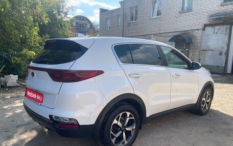 KIA Sportage IV рестайлинг, 2019 год, 2 250 000 рублей, 1 фотография
