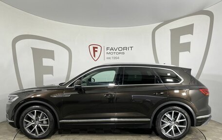 Volkswagen Touareg III, 2019 год, 4 199 000 рублей, 5 фотография