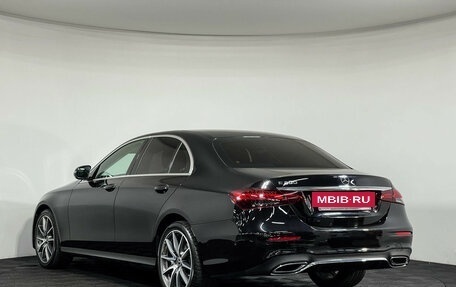 Mercedes-Benz E-Класс, 2020 год, 3 497 000 рублей, 8 фотография
