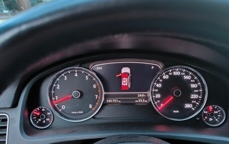 Volkswagen Touareg III, 2012 год, 2 565 000 рублей, 11 фотография