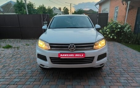 Volkswagen Touareg III, 2012 год, 2 565 000 рублей, 12 фотография