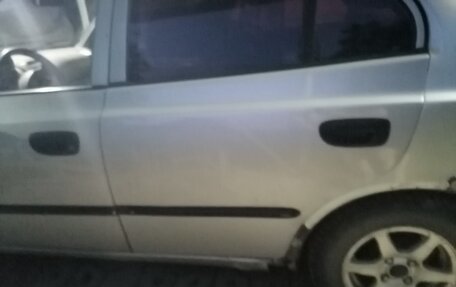 Hyundai Accent II, 2004 год, 200 000 рублей, 4 фотография