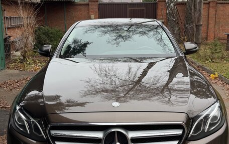 Mercedes-Benz E-Класс, 2016 год, 3 500 000 рублей, 2 фотография