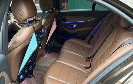 Mercedes-Benz E-Класс, 2016 год, 3 500 000 рублей, 10 фотография