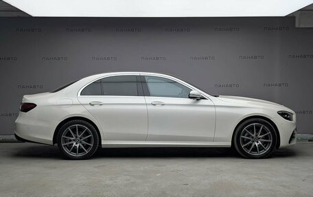 Mercedes-Benz E-Класс, 2021 год, 4 997 000 рублей, 4 фотография