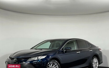 Toyota Camry, 2020 год, 2 747 000 рублей, 2 фотография