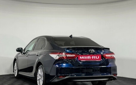 Toyota Camry, 2020 год, 2 747 000 рублей, 8 фотография