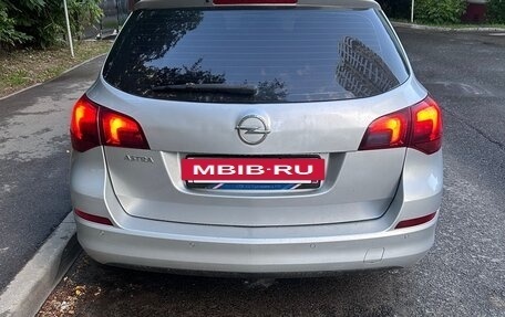 Opel Astra J, 2012 год, 780 000 рублей, 4 фотография