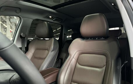 Chery Tiggo 8 Pro, 2022 год, 1 990 000 рублей, 10 фотография
