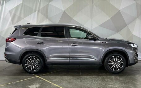 Chery Tiggo 8 Pro, 2022 год, 1 990 000 рублей, 7 фотография