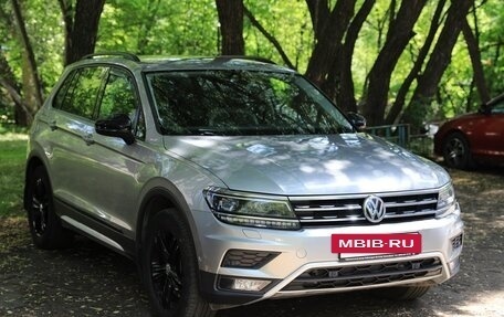 Volkswagen Tiguan II, 2019 год, 3 270 000 рублей, 2 фотография