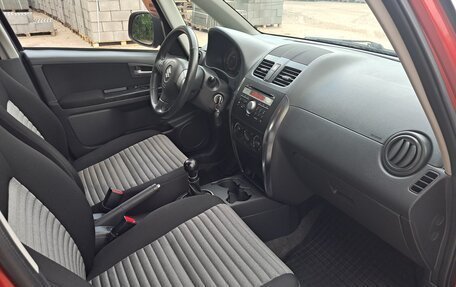 Suzuki SX4 II рестайлинг, 2010 год, 797 000 рублей, 15 фотография