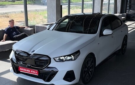 BMW 5 серия, 2023 год, 7 900 000 рублей, 1 фотография