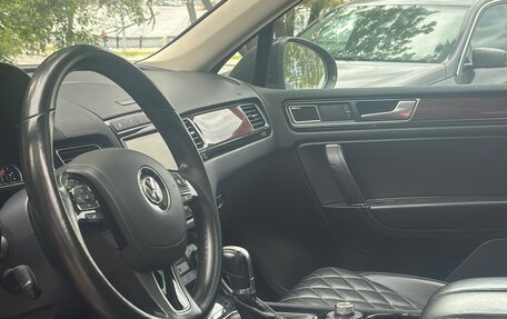 Volkswagen Touareg III, 2016 год, 3 500 000 рублей, 2 фотография