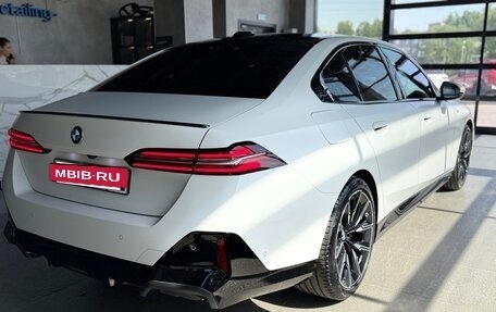 BMW 5 серия, 2023 год, 7 900 000 рублей, 5 фотография