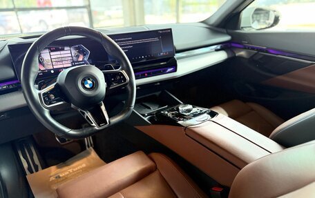 BMW 5 серия, 2023 год, 7 900 000 рублей, 18 фотография