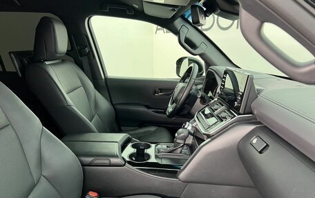 Toyota Land Cruiser, 2023 год, 10 990 000 рублей, 13 фотография