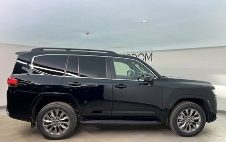 Toyota Land Cruiser, 2023 год, 10 990 000 рублей, 5 фотография