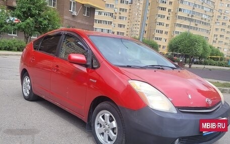 Toyota Prius, 2007 год, 560 000 рублей, 2 фотография