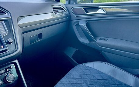 Volkswagen Tiguan II, 2017 год, 2 380 000 рублей, 12 фотография