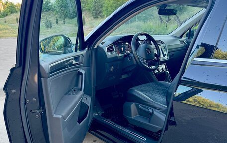 Volkswagen Tiguan II, 2017 год, 2 380 000 рублей, 14 фотография
