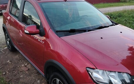 Renault Sandero II рестайлинг, 2015 год, 900 000 рублей, 8 фотография
