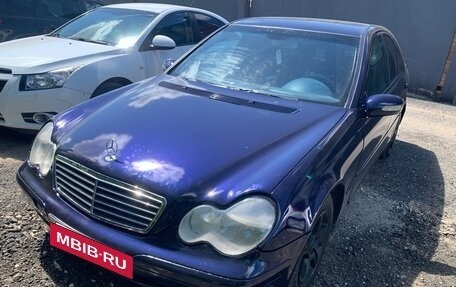 Mercedes-Benz C-Класс, 2002 год, 270 000 рублей, 3 фотография