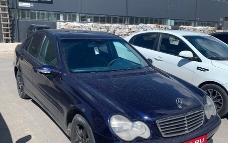 Mercedes-Benz C-Класс, 2002 год, 270 000 рублей, 2 фотография