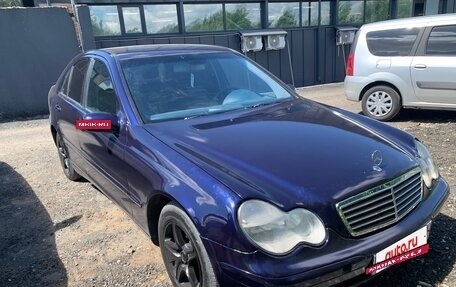 Mercedes-Benz C-Класс, 2002 год, 270 000 рублей, 4 фотография