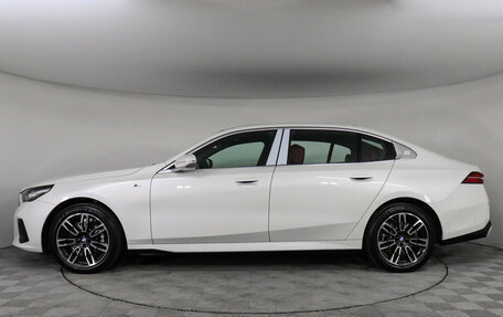 BMW 5 серия, 2025 год, 6 599 000 рублей, 6 фотография