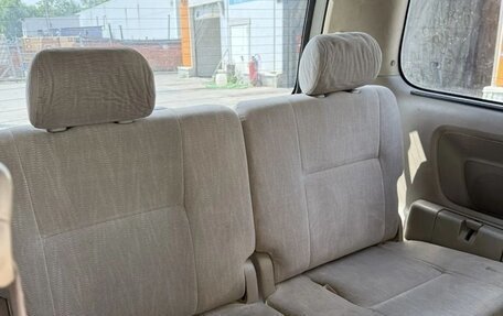 Toyota Noah III, 2002 год, 710 000 рублей, 14 фотография