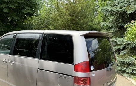 Toyota Noah III, 2002 год, 710 000 рублей, 3 фотография