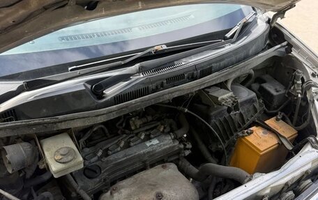 Toyota Noah III, 2002 год, 710 000 рублей, 19 фотография