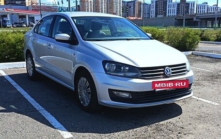 Volkswagen Polo VI (EU Market), 2016 год, 950 000 рублей, 2 фотография