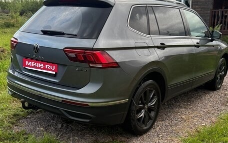 Volkswagen Tiguan II, 2021 год, 3 500 000 рублей, 3 фотография