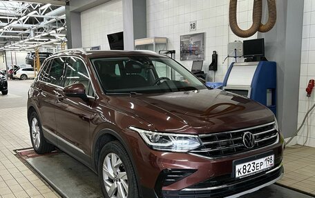 Volkswagen Tiguan II, 2021 год, 3 690 000 рублей, 1 фотография