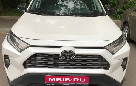 Toyota RAV4, 2022 год, 3 300 000 рублей, 1 фотография