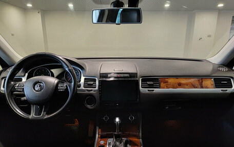 Volkswagen Touareg III, 2013 год, 1 850 000 рублей, 14 фотография
