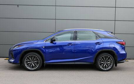 Lexus RX IV рестайлинг, 2019 год, 4 600 000 рублей, 9 фотография
