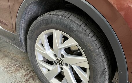 Volkswagen Tiguan II, 2021 год, 3 690 000 рублей, 5 фотография