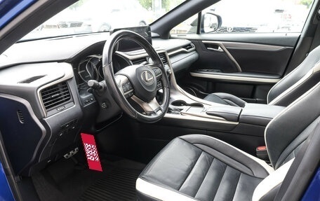 Lexus RX IV рестайлинг, 2019 год, 4 600 000 рублей, 17 фотография