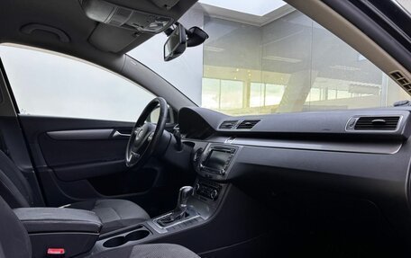 Volkswagen Passat B7, 2011 год, 895 000 рублей, 11 фотография