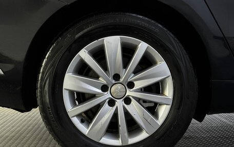 Volkswagen Passat B7, 2011 год, 895 000 рублей, 18 фотография