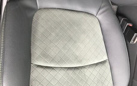 Toyota RAV4, 2022 год, 3 300 000 рублей, 14 фотография