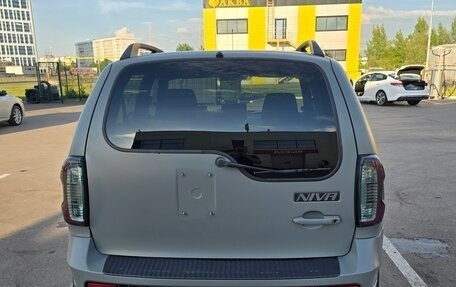 Chevrolet Niva I рестайлинг, 2017 год, 800 000 рублей, 5 фотография