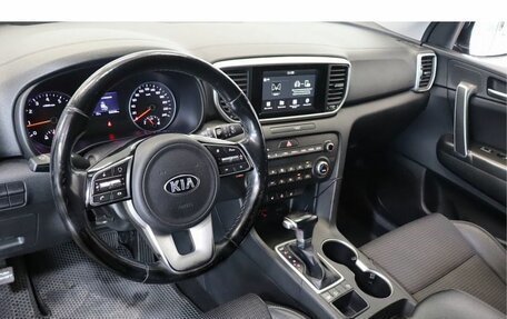 KIA Sportage IV рестайлинг, 2019 год, 2 399 000 рублей, 6 фотография