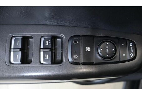 KIA Sportage IV рестайлинг, 2019 год, 2 399 000 рублей, 13 фотография